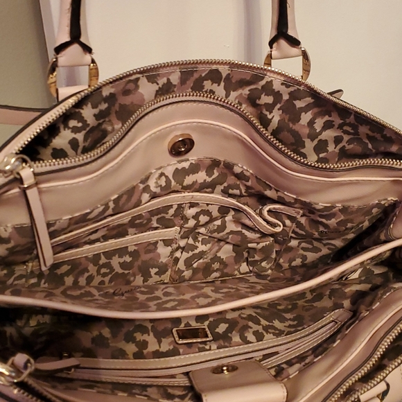 Guess Purse - Picture 3 of 3